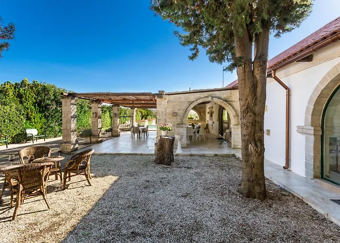 Дом отдыха Masseria Le Arcate By Perle Di Puglia