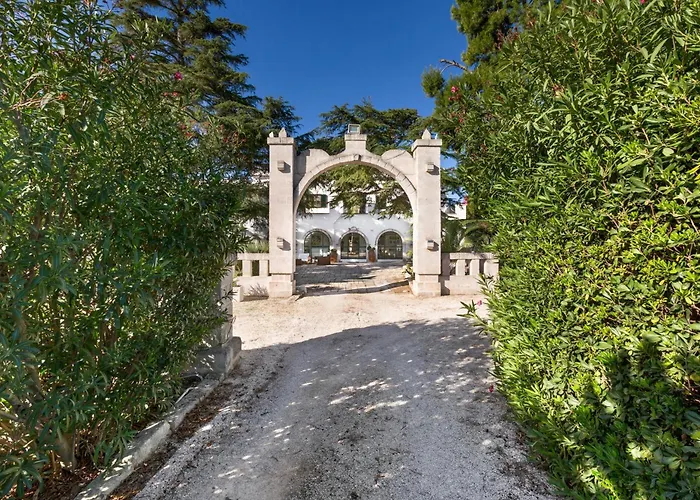 Дом отдыха Masseria Le Arcate By Perle Di Puglia Остуни